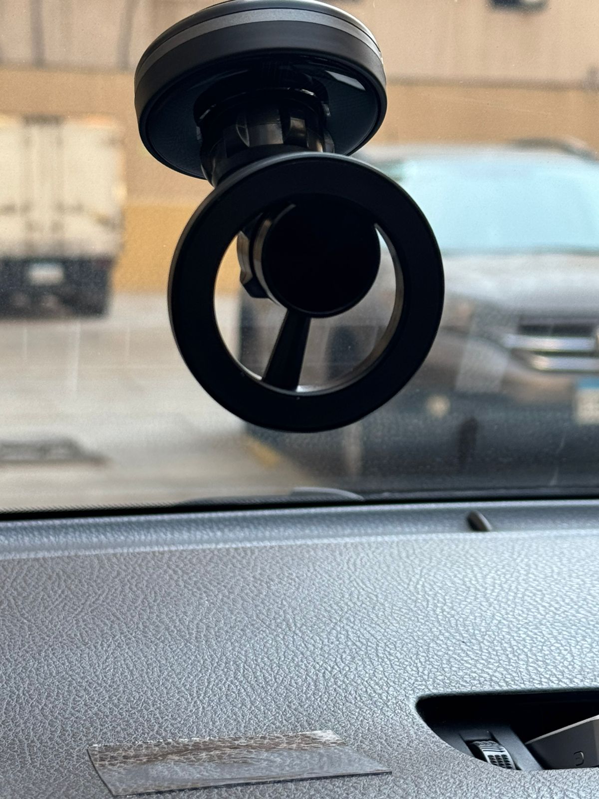 Solar-Powered Car Phone Holder